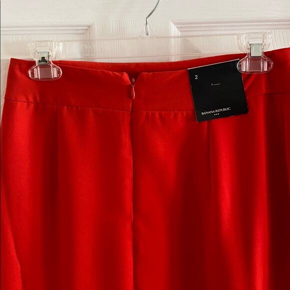 Banana Republic 2 red skirt - Picture 3 of 6